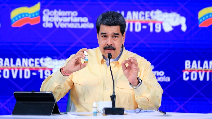 Maduro presenta unas gotas “milagrosas” que “neutralizan” el coronavirus Maduro presenta unas gotas “milagrosas” que “neutralizan” el coronavirus
