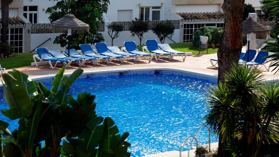 Los 3 británicos muertos en una piscina en España no sabían nadar