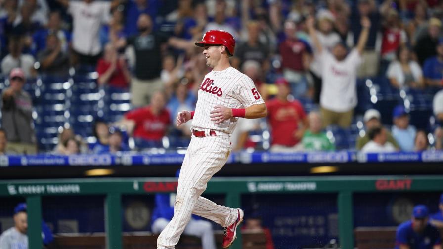 Knapp anota en pásbol, Filis vencen a Cachorros