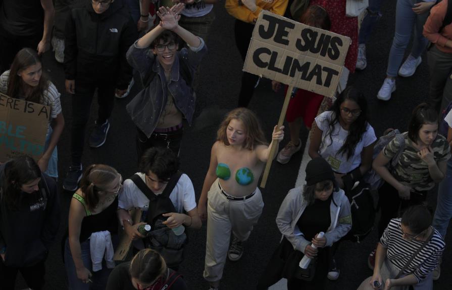 Corte examina demanda climática contra gobierno de Francia