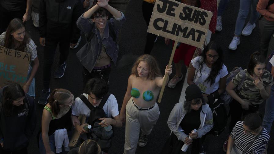 Corte examina demanda climática contra gobierno de Francia