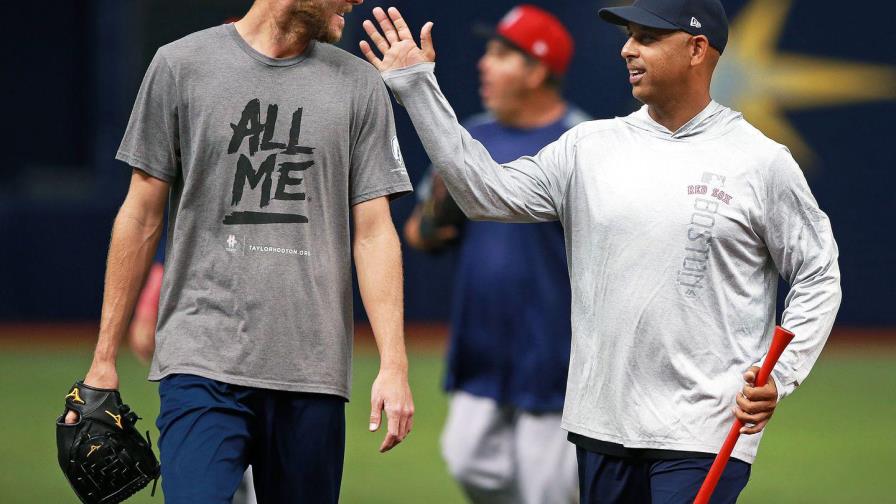 Chris Sale da espaldarazo a Alex Cora y resta importancia al escándalo de robos de señas