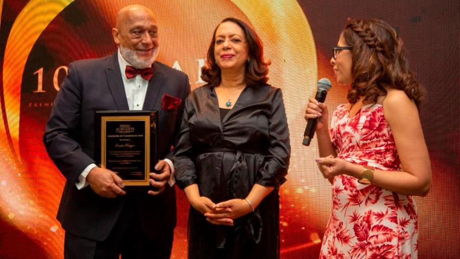 Acroarte reconoce personalidades en décima edición del Premio al Mérito