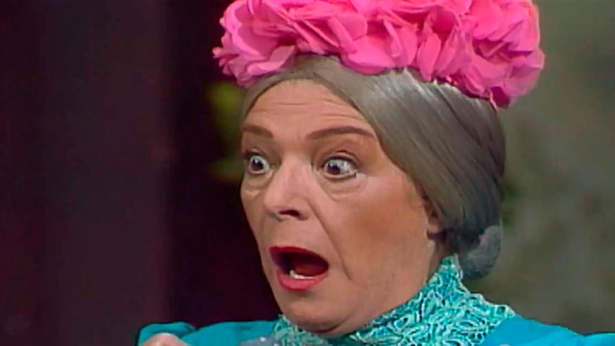 Piden cancelar al personaje de la Bruja del 71