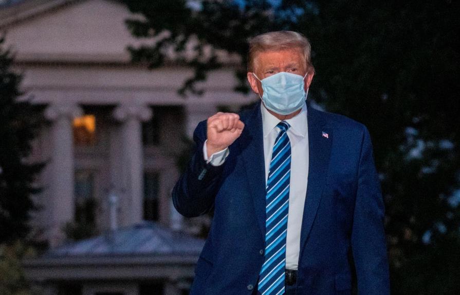 Trump niega haber renunciado a la lucha contra el coronavirus