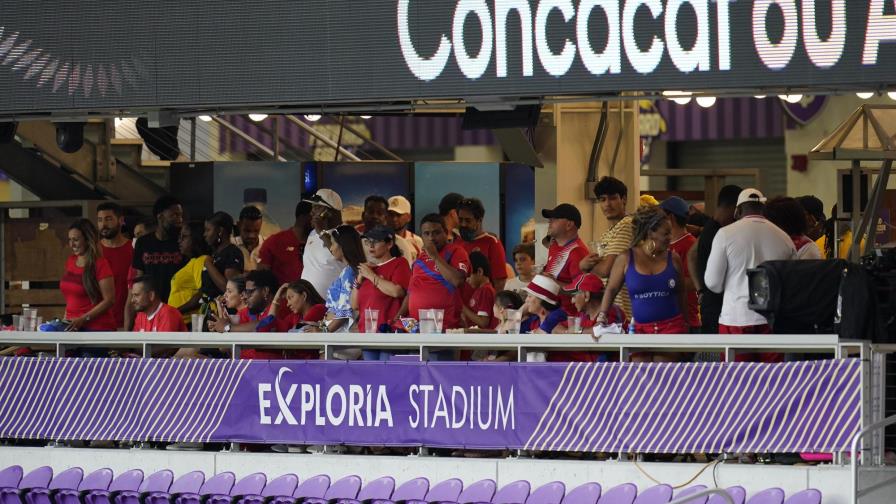 Se reanuda el Costa Rica-Jamaica, tras tormenta eléctrica