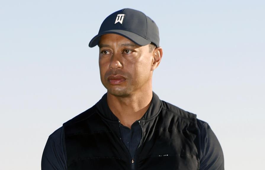 Tiger Woods hospitalizado tras accidente vial en California
