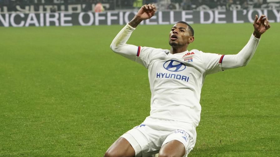 Lyon se queda con 10 hombres pero consigue triunfo ante Niza