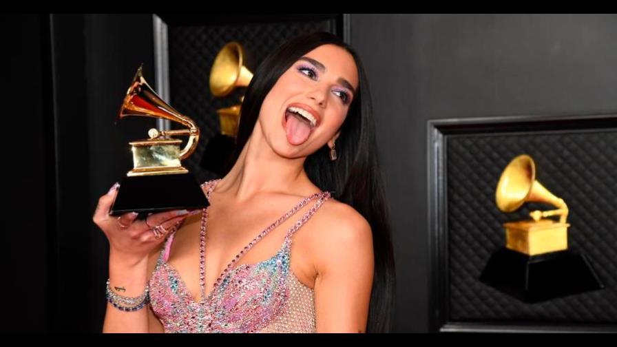 Video | Fan agrede a Dua Lipa durante su visita a México y todo queda captado