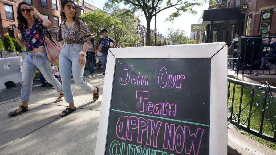 Adolescentes ayudan a reactivar la economía de Estados Unidos