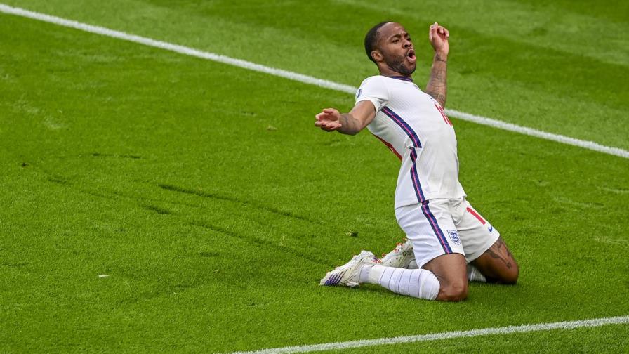 Sterling salva de nuevo a Inglaterra, que vence a los checos Sterling salva de nuevo a Inglaterra, que vence a los checos