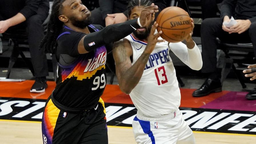 Clippers vencen 116-102 a los Suns y evitan la eliminación Clippers vencen 116-102 a los Suns y evitan la eliminación
