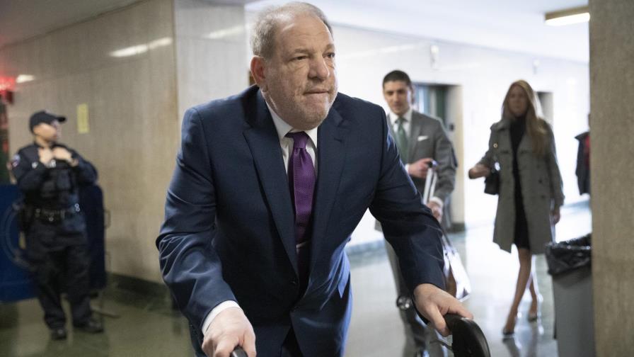 Acusadora de Weinstein detalla supuesto ataque