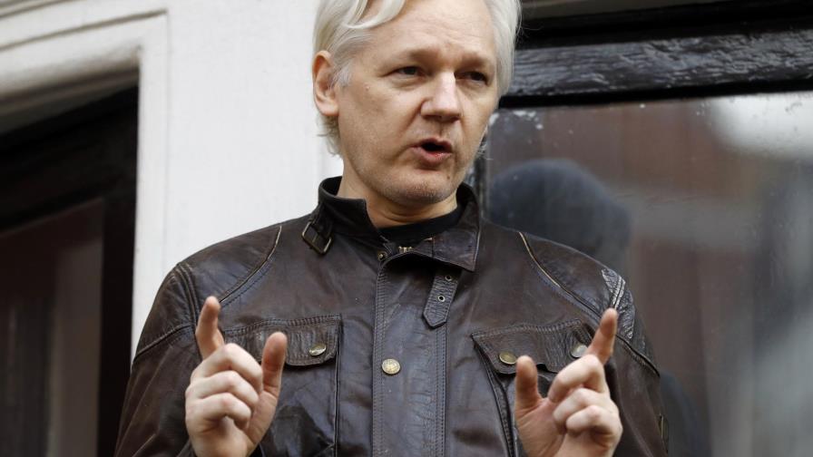 Abogado: EEUU ofreció indultar a Assange a cambio de favor Abogado: EEUU ofreció indultar a Assange a cambio de favor