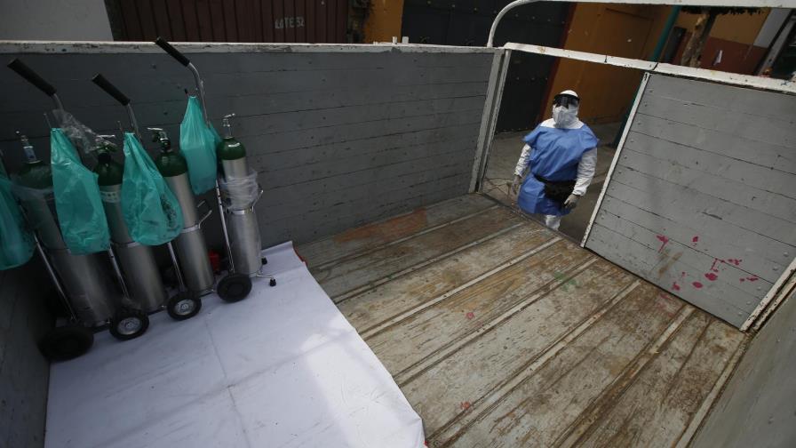 México reporta récord de muertes por COVID-19 en un día