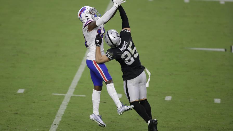 Bills conservan el invicto al vencer 30-23 a los Raiders