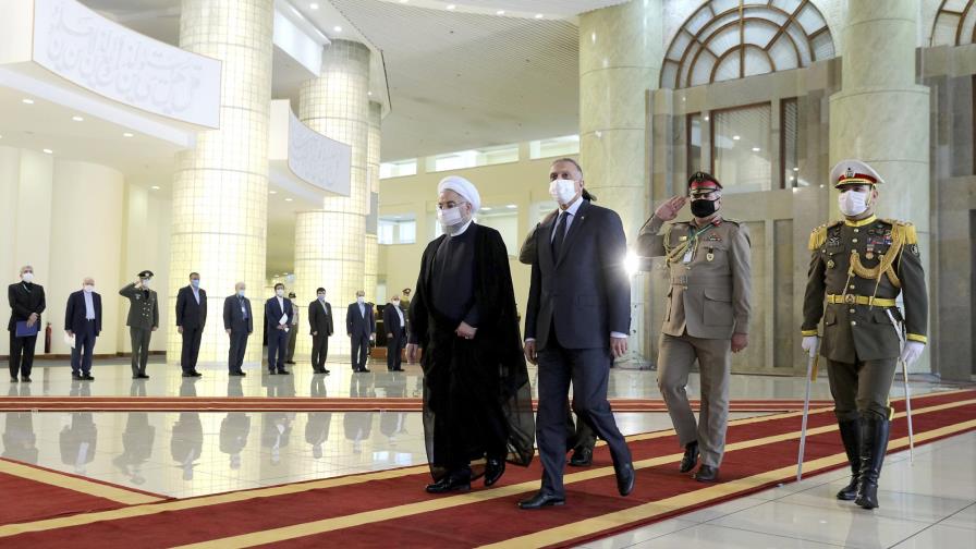 Premier iraquí visita Irán, su primera salida al extranjero