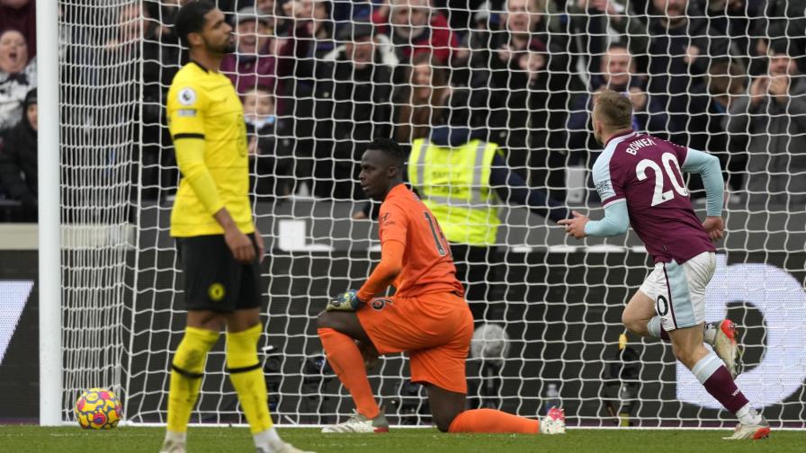 West Ham vence 3-2 al líder Chelsea en la Premier inglesa