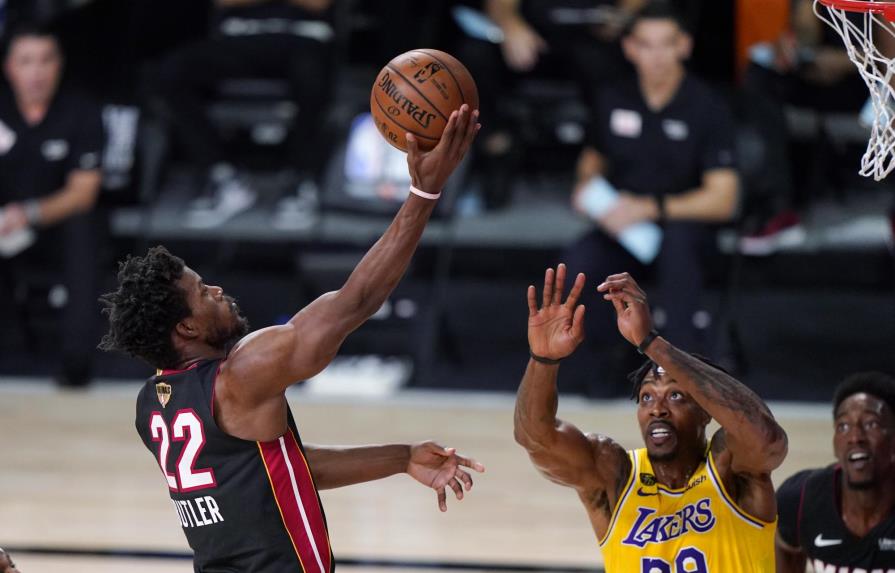 Magullado, el Heat no da por perdida la serie ante Lakers