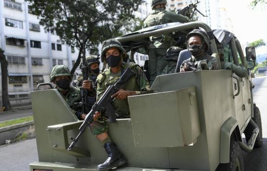 Venezolanos eligen congresistas en medio de boicot opositor