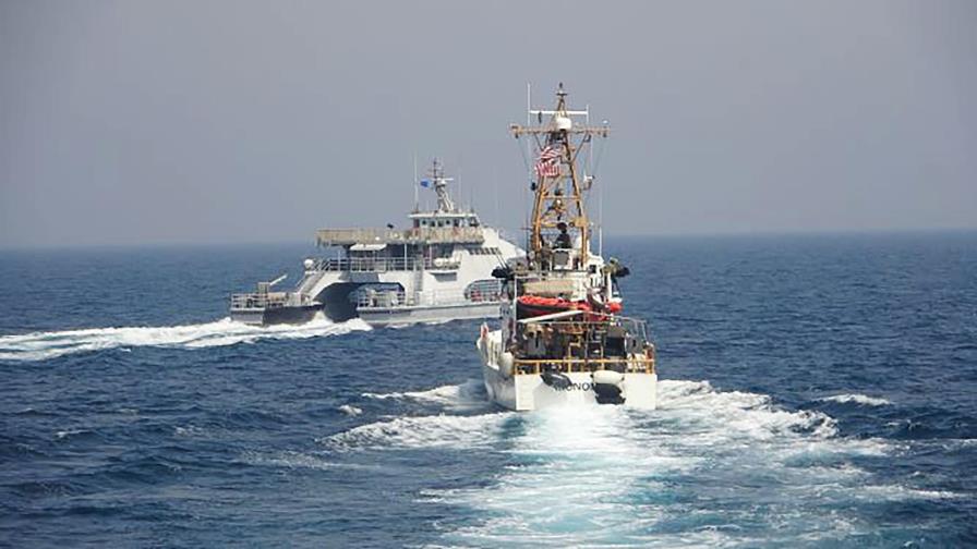 Atacan con explosivos un puerto saudí en el Mar Rojo