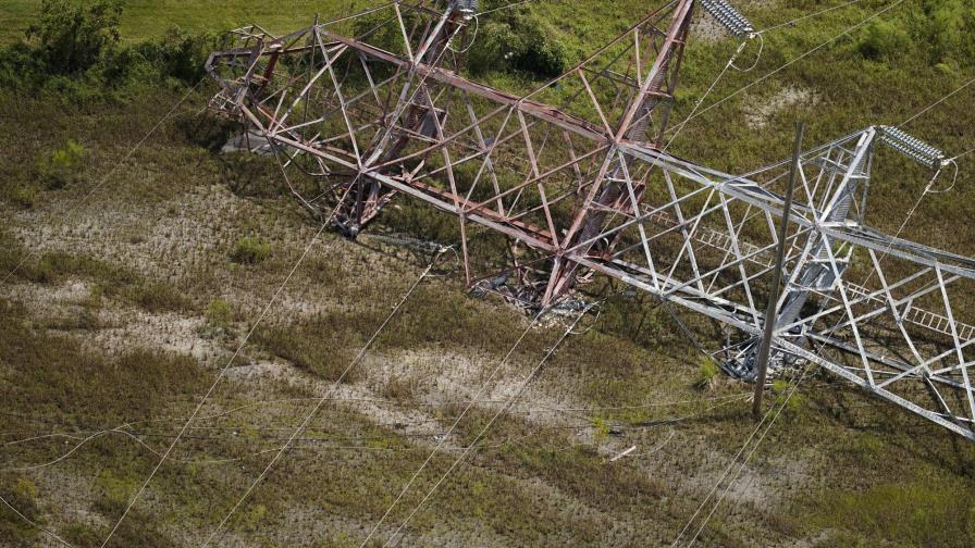 Reanudan vuelos comerciales en Nueva Orleans tras Ida