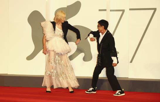 Zhao y Franco ganan en Venecia