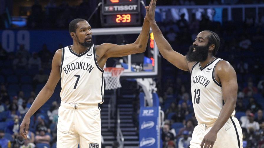 Durant y Harden guían a Nets en paliza sobre Magic