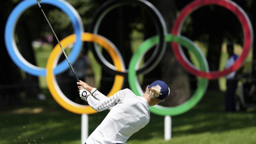 Nelly Korda mantiene la cima a pesar de atravesar problemas