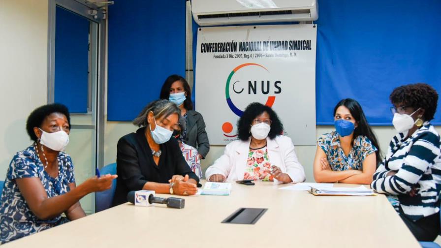 Mujeres piden reforma fiscal sea para gravar grandes fortunas, no para cargar a la clase trabajadora