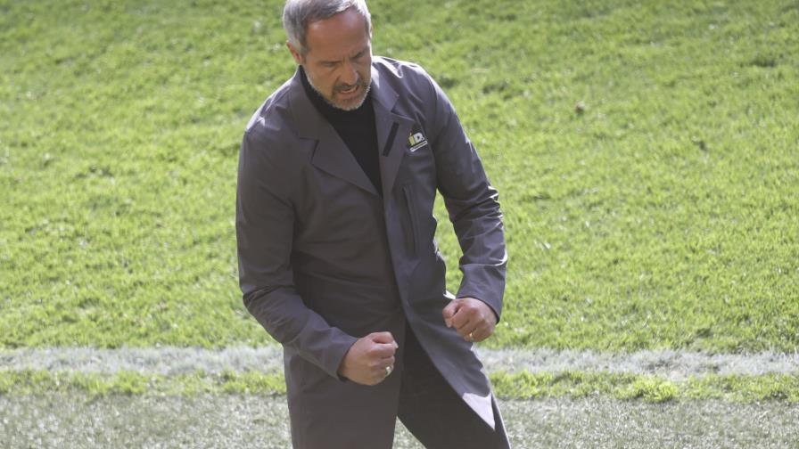 Gladbach designa a Hütter del Frankfurt como nuevo técnico