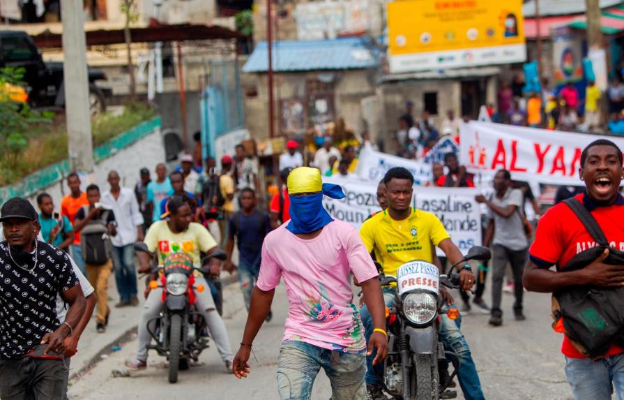 Matan un joven en Haití durante protesta contra su presidente