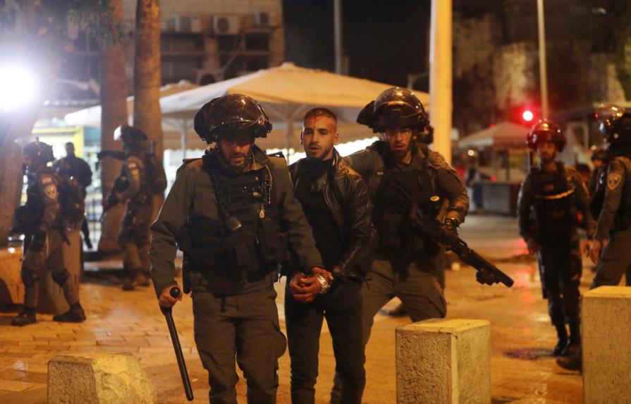 Policía israelí balea a palestino que apuñaló a judío