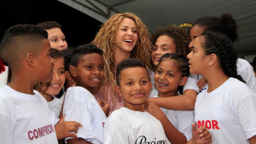 Shakira pide más presupuesto para ayudar a niños venezolanos Shakira pide más presupuesto para ayudar a niños venezolanos