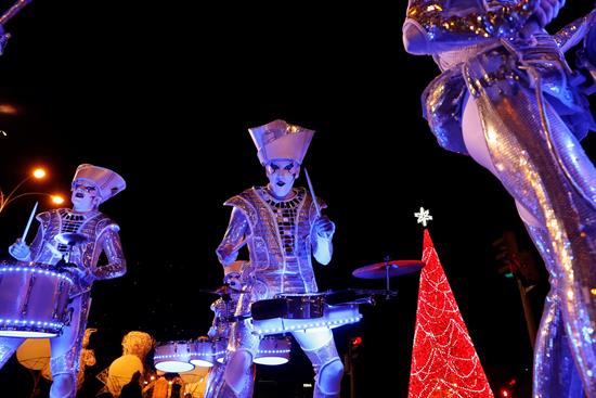 La cabalgata será la más accesible celebrada hasta ahora en la historia de la ciudad, ya que tendrá audiodescripción dirigida a personas con discapacidad visual y subtítulos y mochilas vibratorias para el público con problemas de audición.