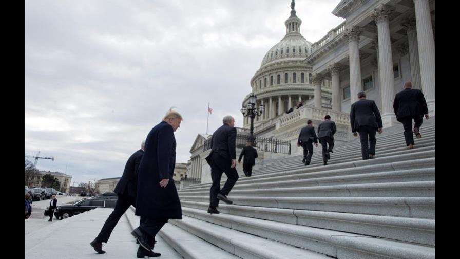 Presentan ley para otorgar a venezolanos alivio migratorio temporal en EEUU