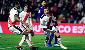 El domínico-español Raúl de Tomás anota un hat-trick y el Rayo golea al Celta