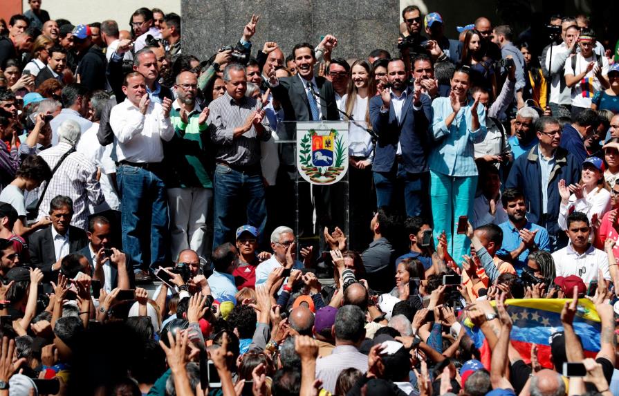 Renuncia Maduro, condición para un nuevo diálogo