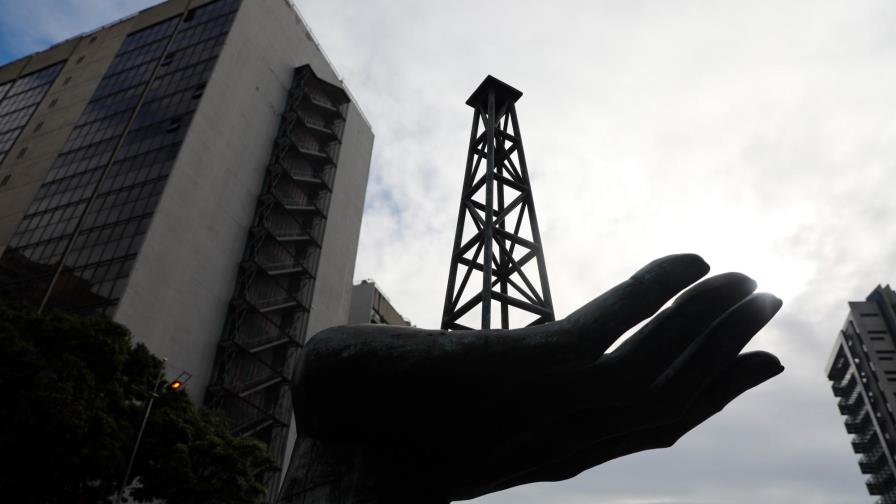 El petróleo de Texas abre con un alza del 1.08 %, hasta 53.42 dólares