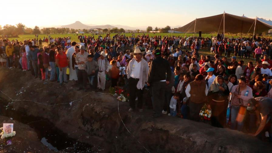 125 muertos por explosión de toma ilegal de gasolina 125 muertos por explosión de toma ilegal de gasolina