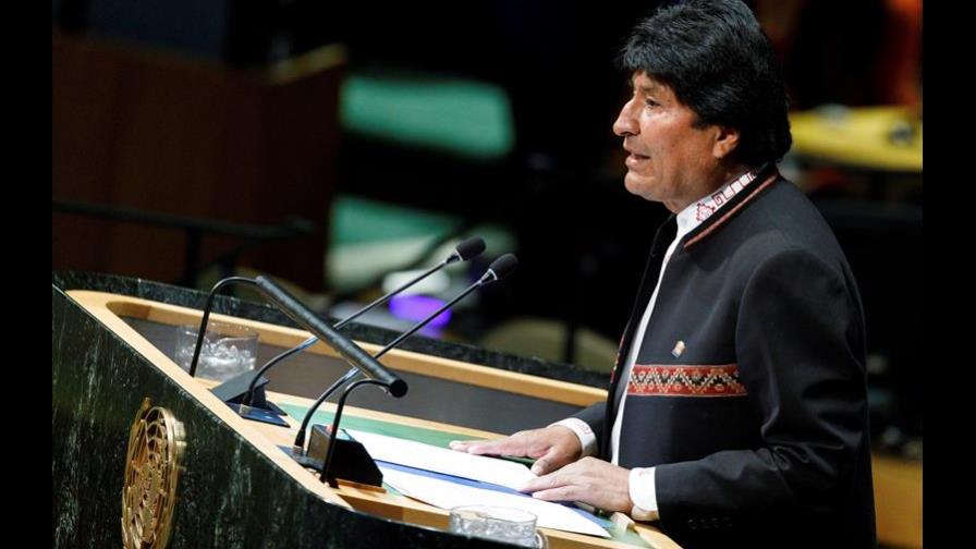 Senadores de EE.UU. instan a Morales a respetar Constitución de Bolivia