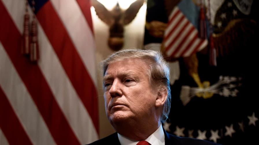 Trump pide a la Fed un “recorte grande” de intereses por coronovirus