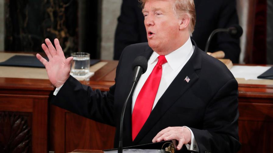 Trump pide “cooperación, compromiso” en discurso del Estado de la Unión