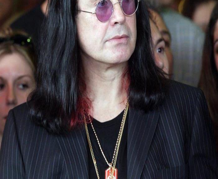 Ozzy Osbourne, hospitalizado por complicaciones de una gripe