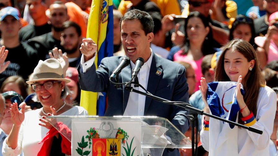Guaidó pone fecha a su próximo gran paso contra Maduro en Venezuela