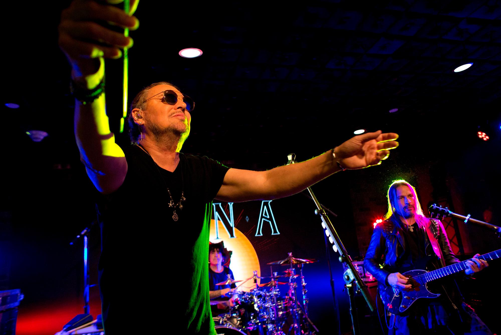 Maná, el grupo mexicano que, en la presentación de su gira “Rayando el sol”. 