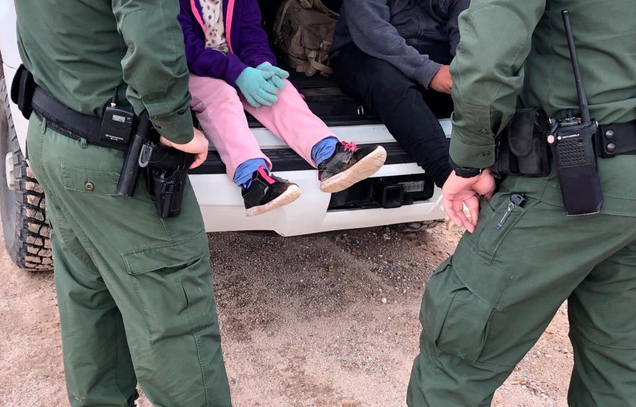 EEUU pide a los militares ayuda para alojar a 5,000 niños migrantes no acompañados