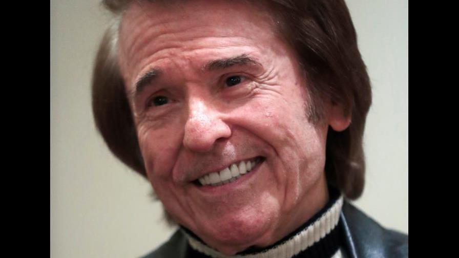 Raphael: “No me fijo en las tendencias, tengo la mía propia”