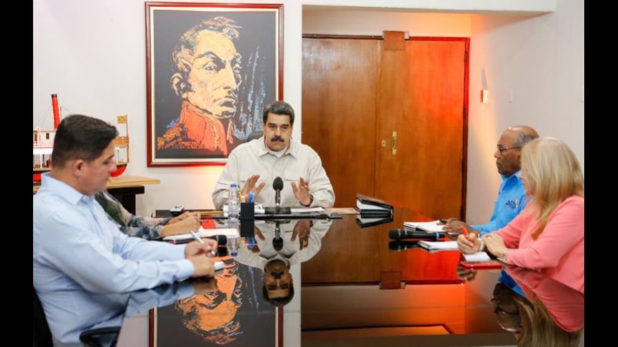 Maduro cambia a ministro de Energía en medio de crisis