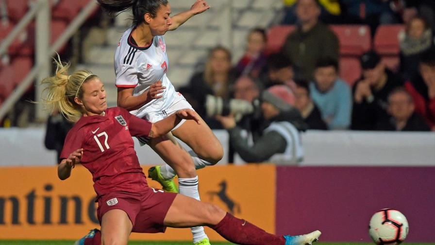 Las futbolistas no quieren ser comparadas con los hombres